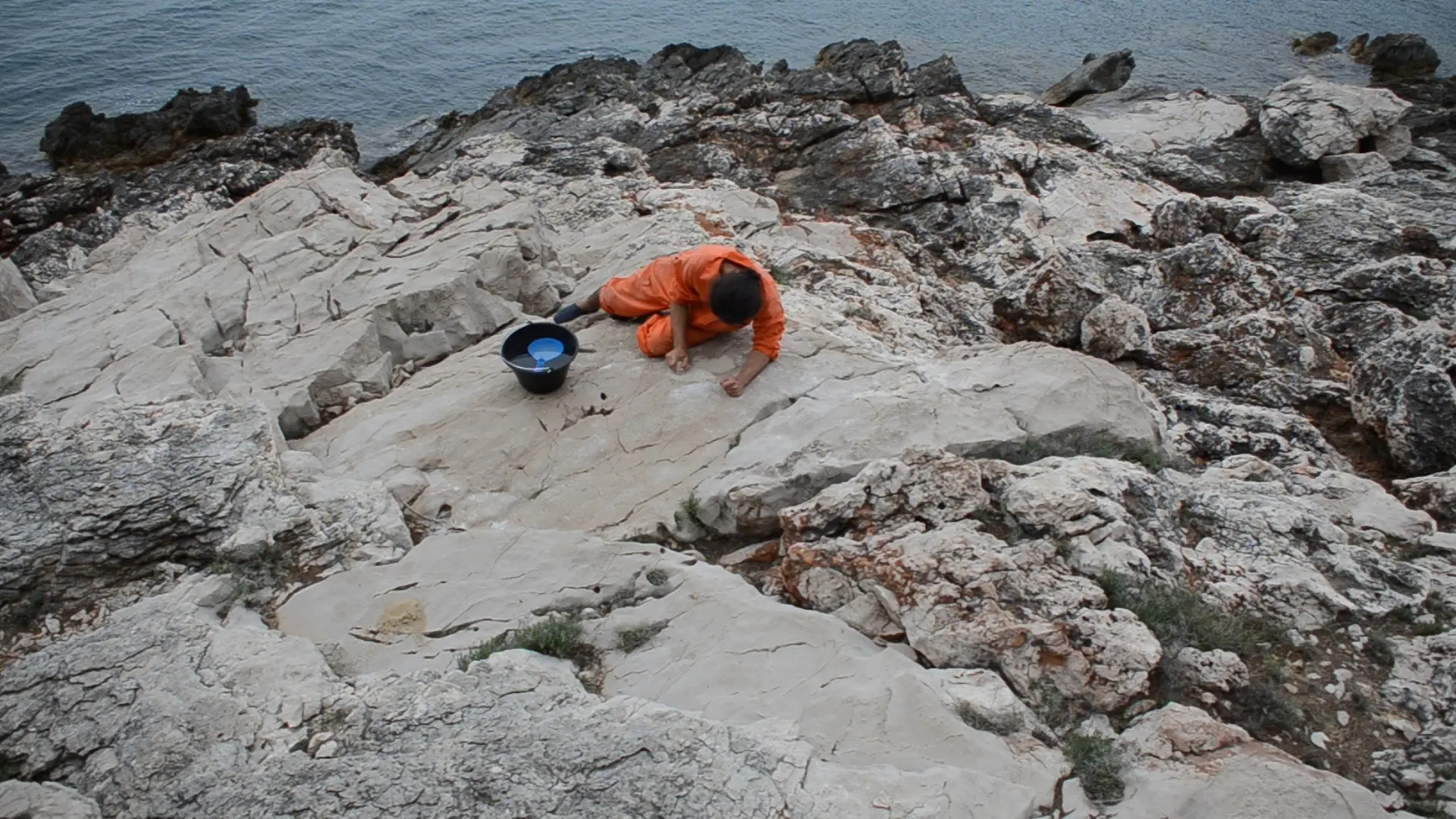 Tourists go home - Tourists come back - seat carving, video still, 2024